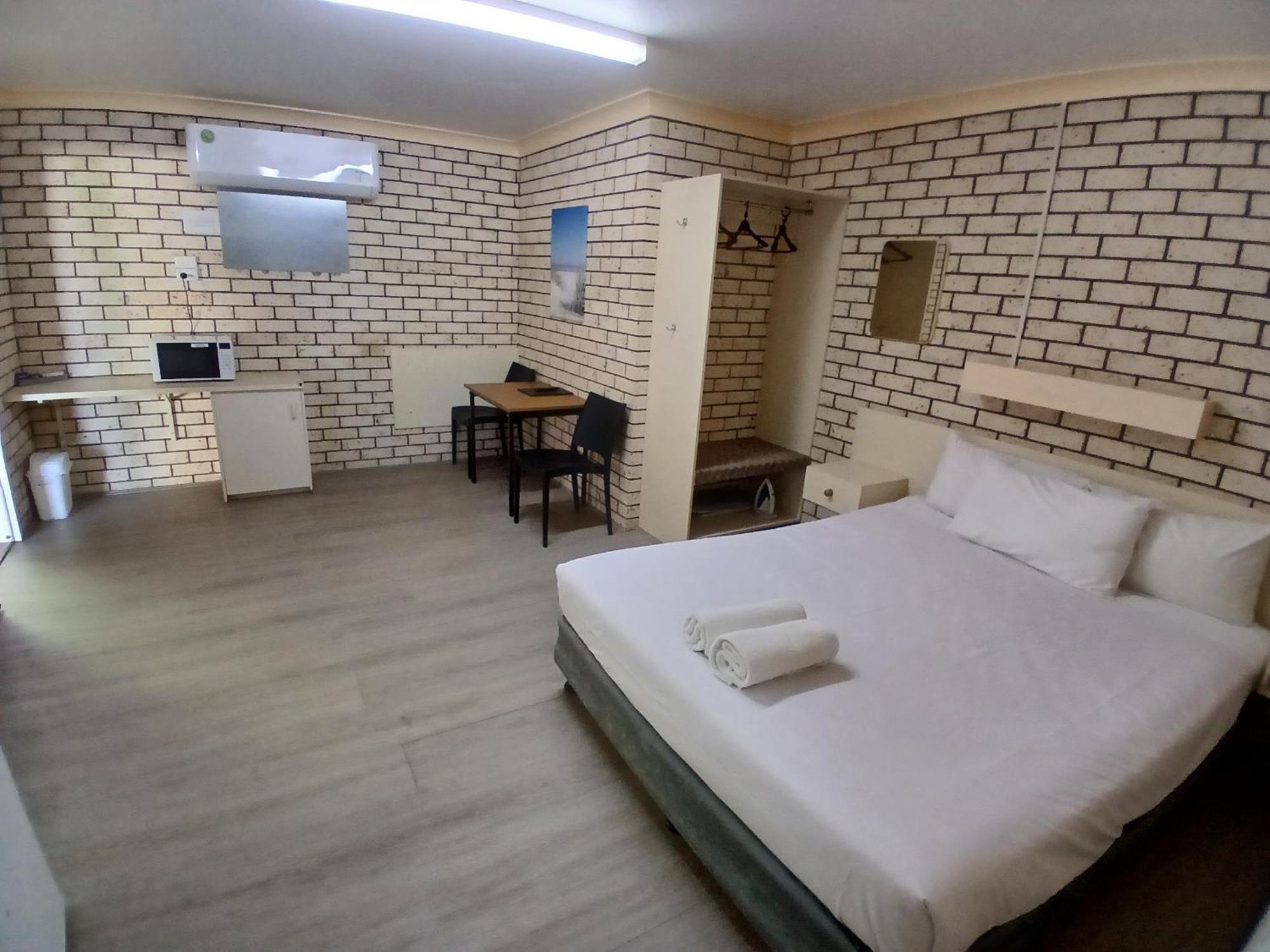 Alfa Motel Гилгандра Екстериор снимка