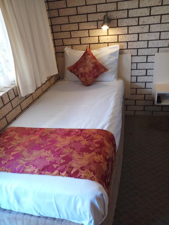 Alfa Motel Гилгандра Екстериор снимка