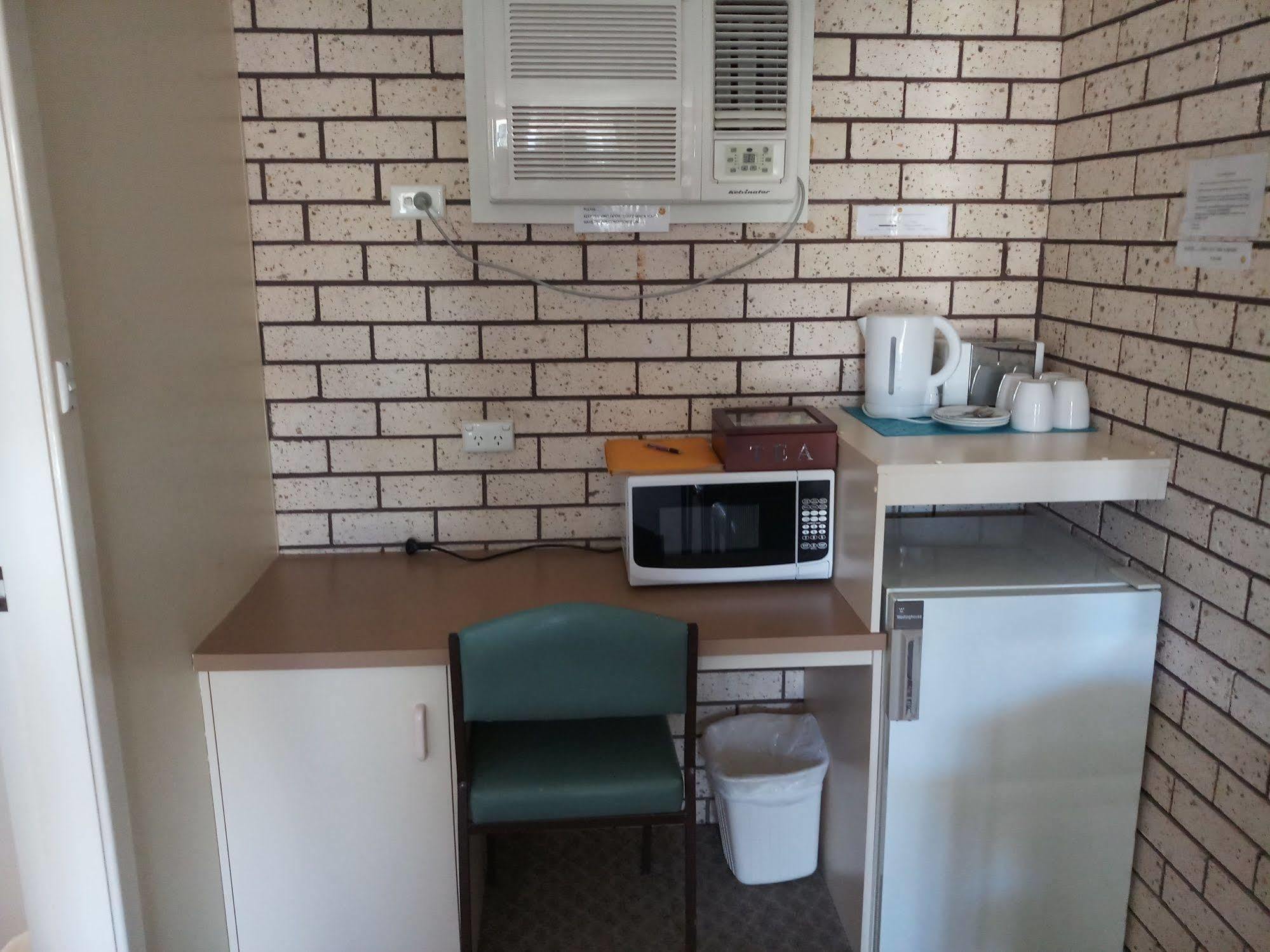 Alfa Motel Гилгандра Екстериор снимка